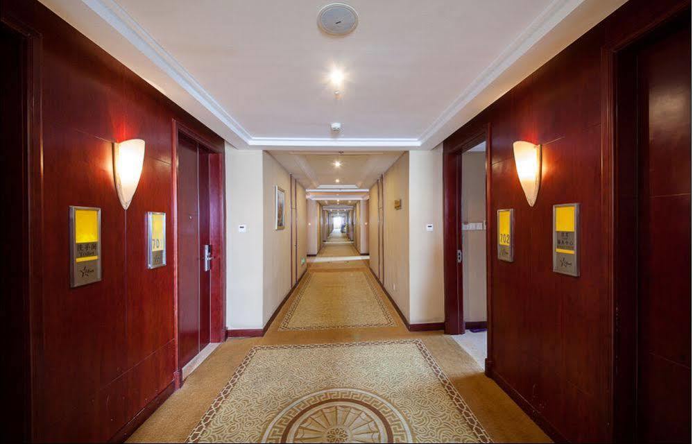 Forstar Hotel - North Renmin Road Chengdú Exterior foto