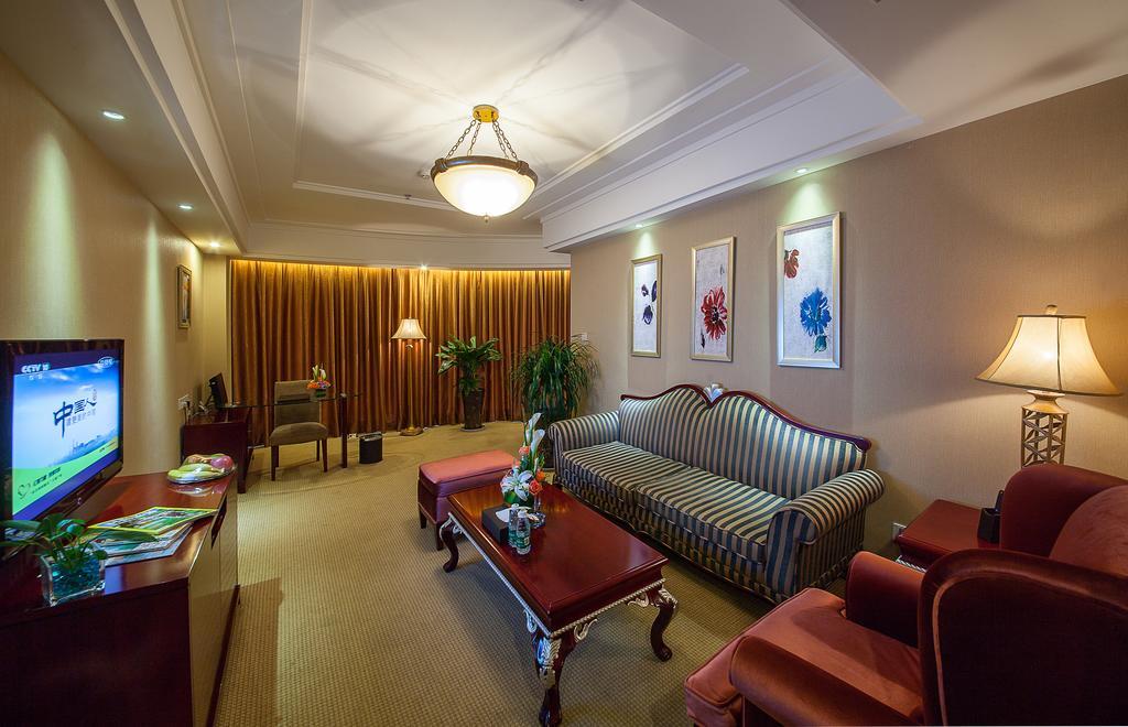 Forstar Hotel - North Renmin Road Chengdú Exterior foto